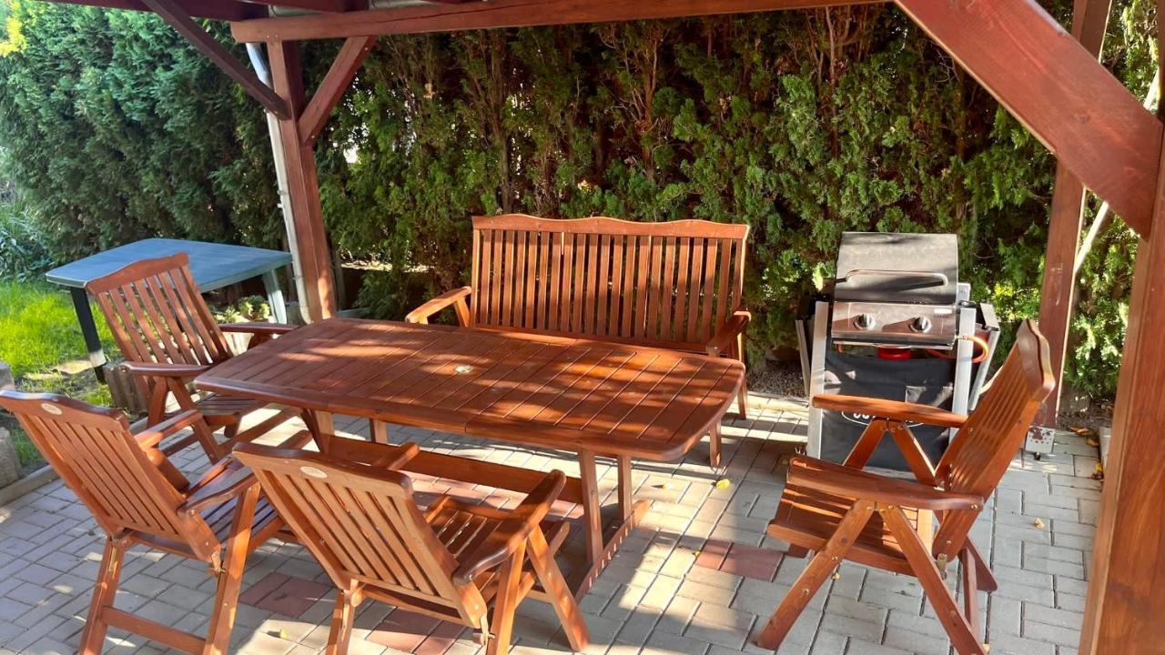 Apartman Cimca Cheb Bagian luar foto